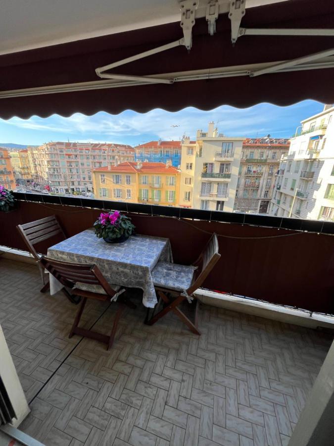 Chambre Privee Avec Terrasse Au Port De Nice Exterior photo